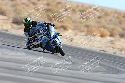 media/Jan-10-2025-CVMA Friday Practice (Fri) [[489e0da257]]/Group 4 and Trackday/Session 4 (Turn 16)/